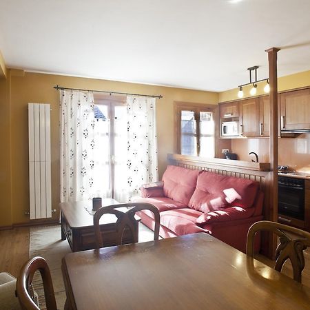 Apartamentos El Rincon De Benas Benasque Luaran gambar